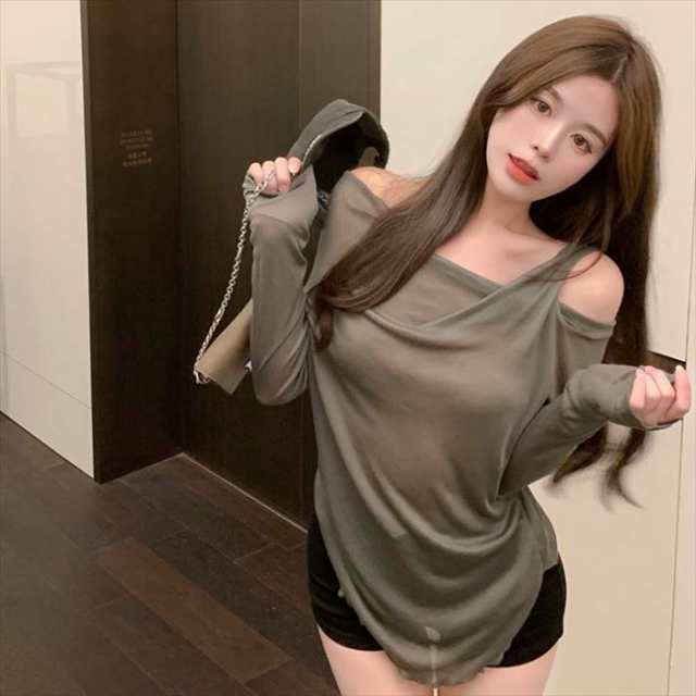 ２カラー トップス Tシャツ レディース ワンサイズ グレー ブラック 長袖 モノトーンカラー ロンT タイト スリム コンパクト 華奢見え シンプル 大人 大人可愛い かわいい フェミニン おしゃれ